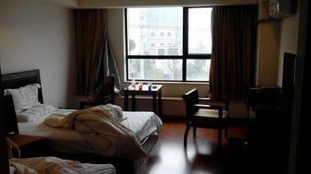 Yijiaren Hotel